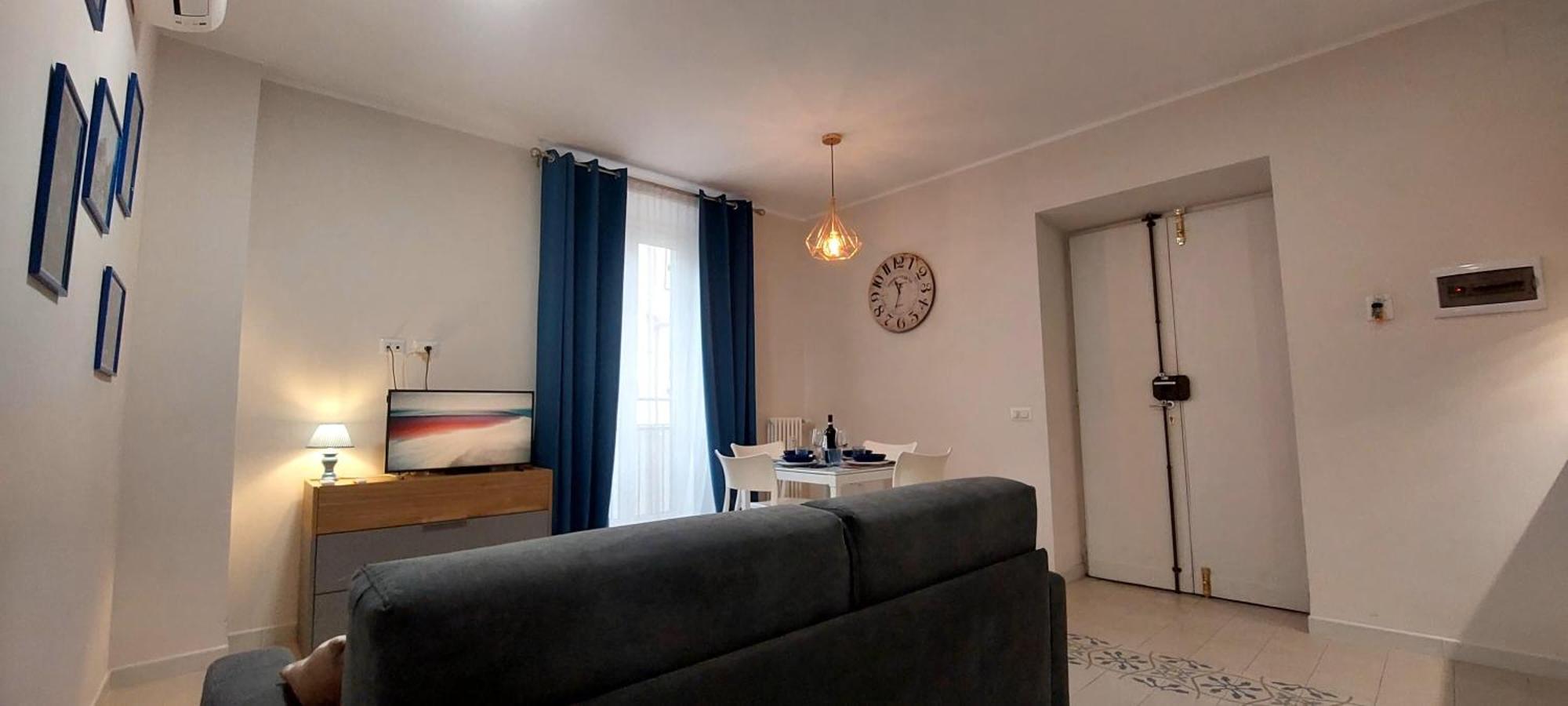 Light Blue Station Apartment Рим Екстериор снимка